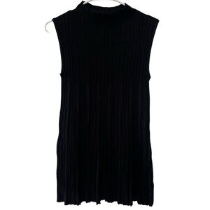 Pretty Angel Pleated Black Dress with Stretch - Size Small